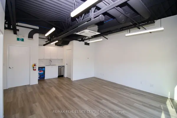 587 Hanlon Creek BLVD #16, Guelph, ON N1C 0A1