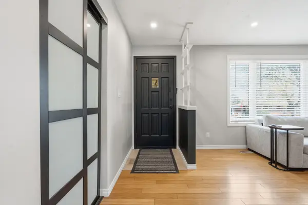 4 Howard ST, Norfolk, ON N3Y 2H5