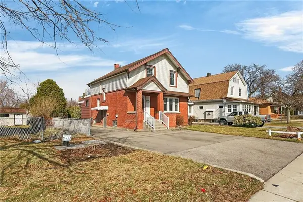 257 QUEENSDALE AVE E, Hamilton, ON L9A 1L3