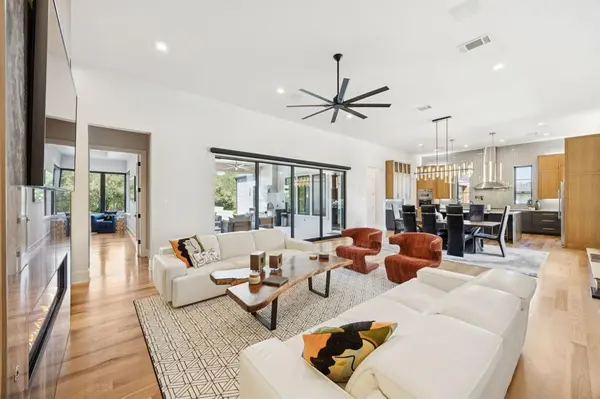 1835 Creekview Court, Argyle, TX 76226