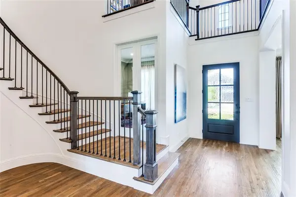 13221 Meadow Cross Drive, Fort Worth, TX 76008