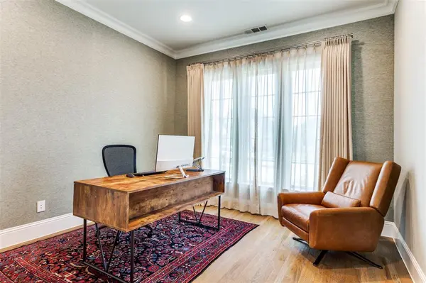 13221 Meadow Cross Drive, Fort Worth, TX 76008