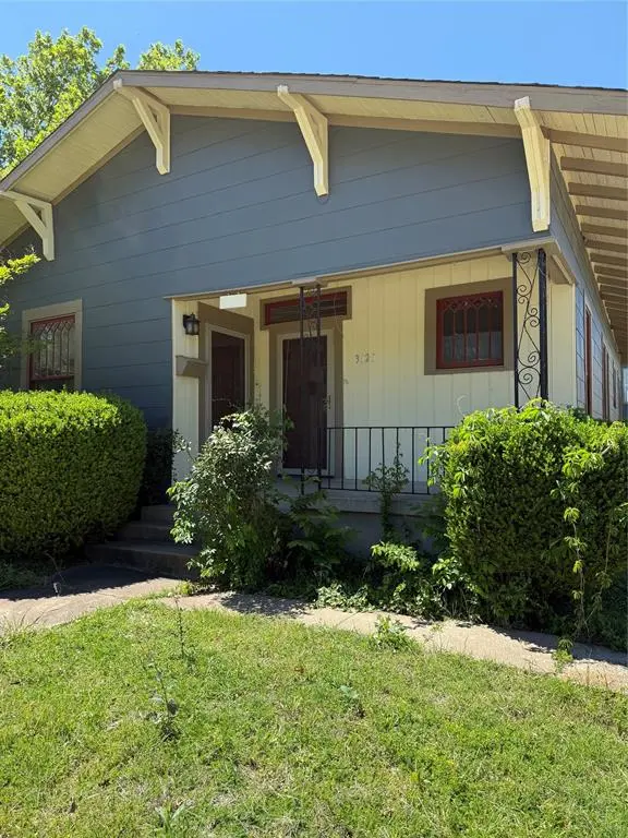 3020 Willing Avenue, Fort Worth, TX 76110