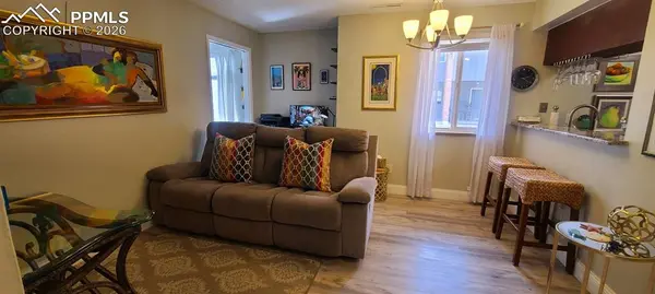 1625 N Murray BLVD #118, Colorado Springs, CO 80915