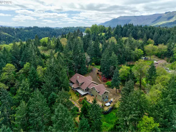 563 LILLIAN LN, Roseburg, OR 97471