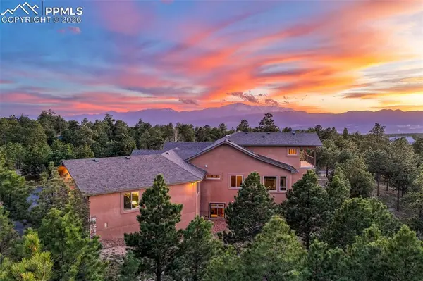 4740 Foxchase WAY, Colorado Springs, CO 80908