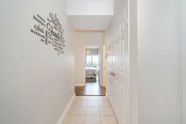 5150 Winston Churchill BLVD #305, Mississauga, ON L5M 0P1