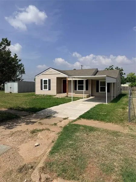 400 Avenue K, Anson, TX 79501