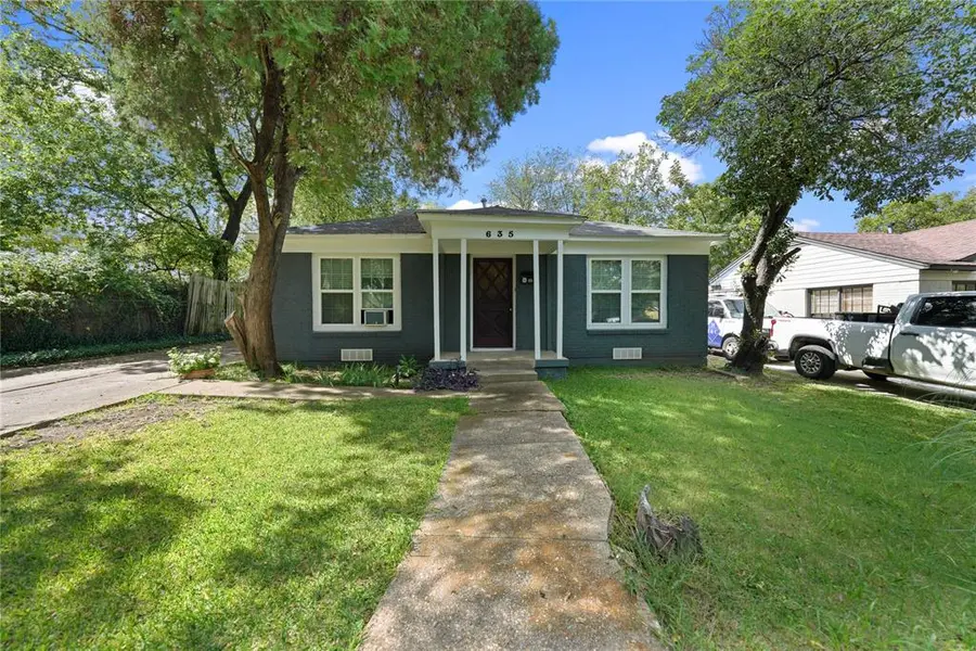 635 Richmondell Avenue, Dallas, TX 75211