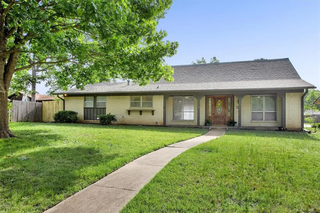 800 Glen Key Street, Denison, TX 75020