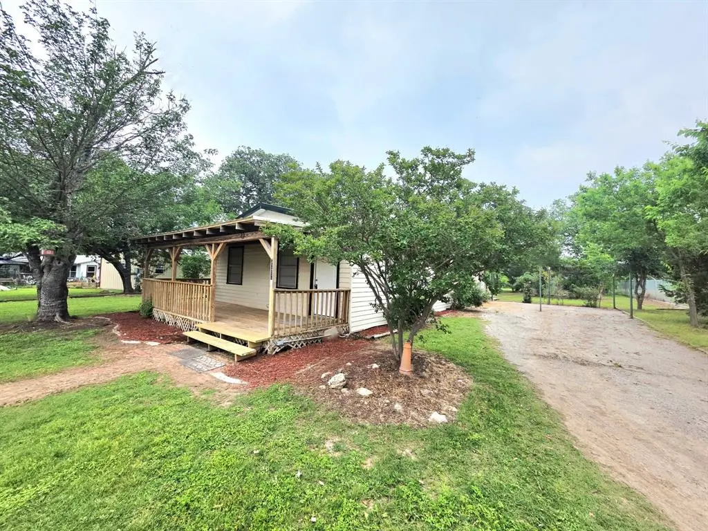 8082 County Road 604, Brownwood, TX 76801