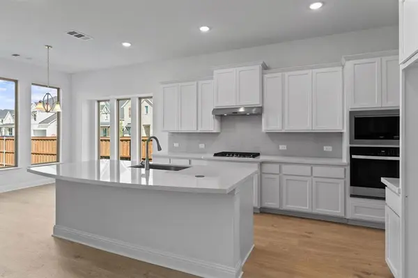 16221 Daucus Drive, Fort Worth, TX 76247