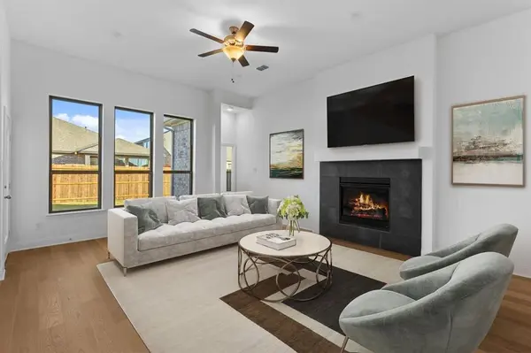 4512 Norcross Drive, Fort Worth, TX 76036