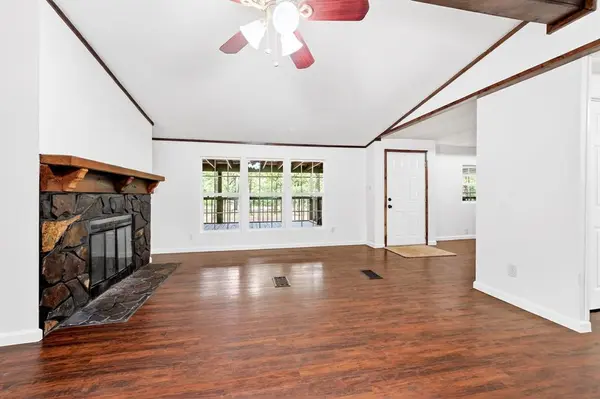 110 Summer Lane, Mabank, TX 75156