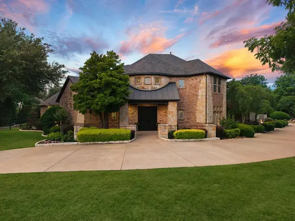 950 Patrician Court, Fairview, TX 75069