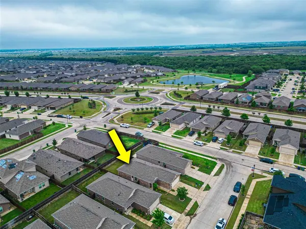 2804 Highgarden Trail, Crandall, TX 75114