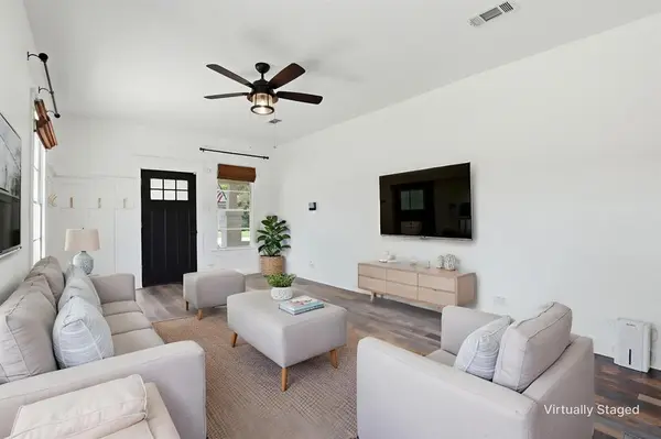 206 S Pendell Avenue, Cleburne, TX 76033