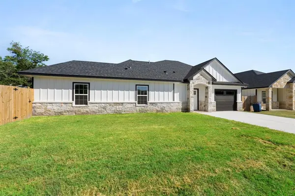 510 Washington Street, Ennis, TX 75119