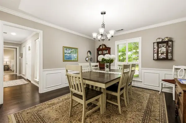 9519 Robin Meadow Drive, Dallas, TX 75243