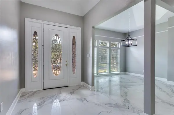 2103 Bay Club Drive, Arlington, TX 76013