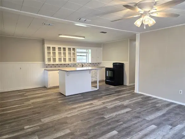 8082 County Road 604, Brownwood, TX 76801