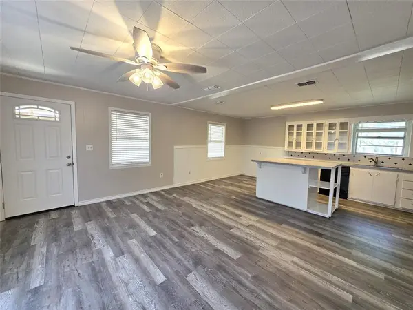 8082 County Road 604, Brownwood, TX 76801