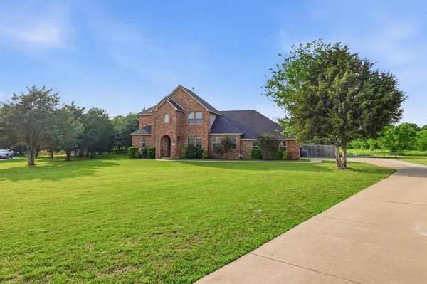 160 Kelly Drive, Waxahachie, TX 75167