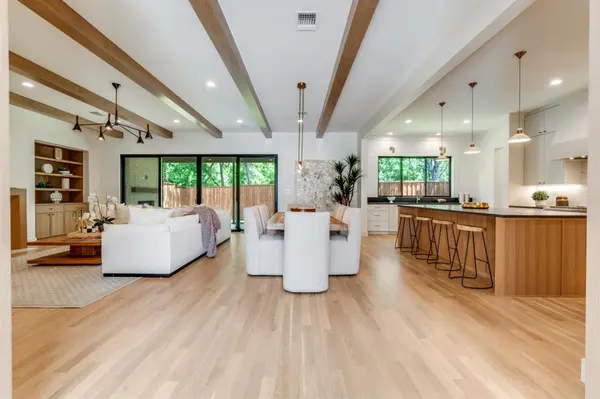 1622 Old Gate Lane, Dallas, TX 75218