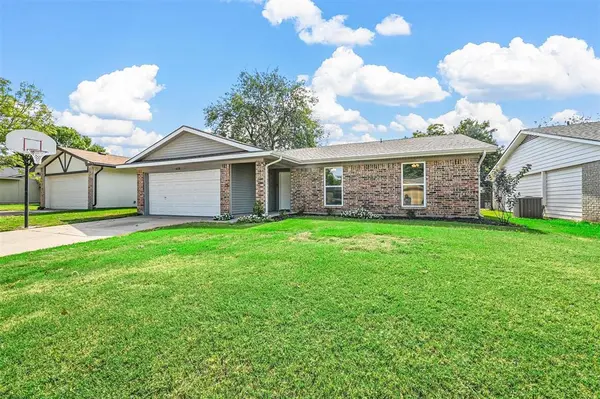 618 Shadyglen Drive, Allen, TX 75002