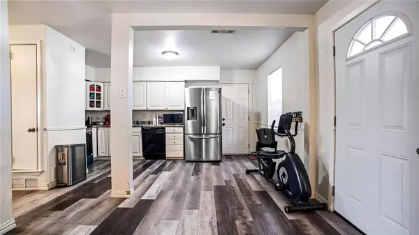 1720 Longview Street, Mesquite, TX 75149