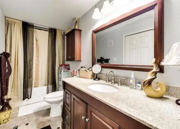 7151 Gaston Avenue #1008, Dallas, TX 75214