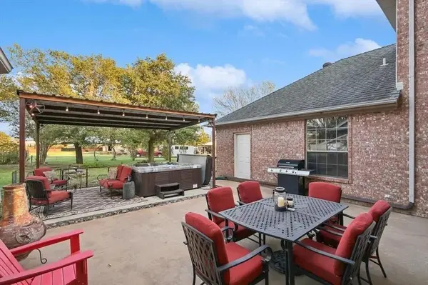 11410 Massey Road, Pilot Point, TX 76258