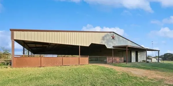 11410 Massey Road, Pilot Point, TX 76258