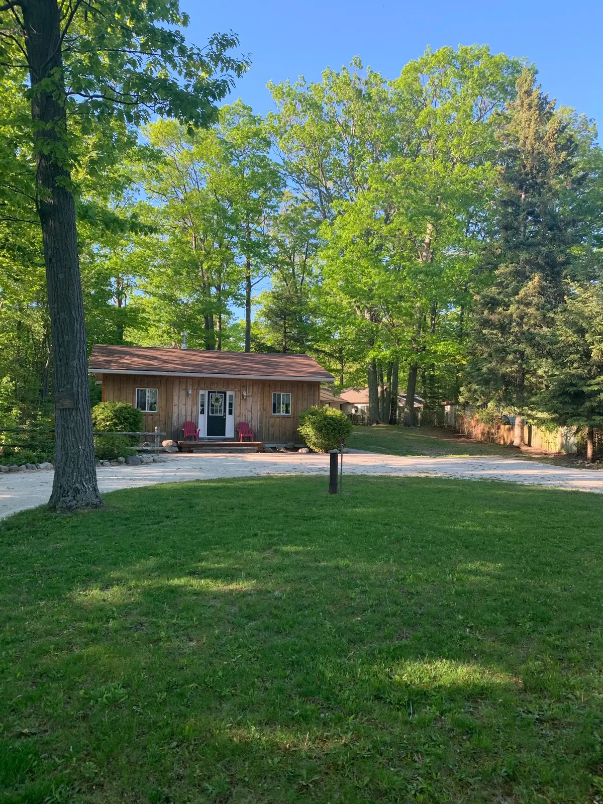 1833 Tiny Beaches RD S, Tiny, ON L0L 1P1