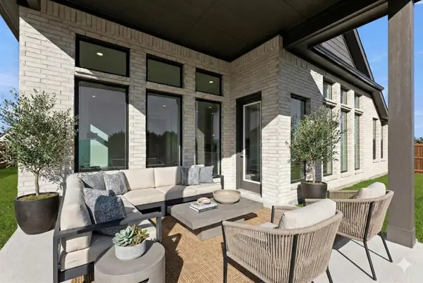 4802 Timberdrift Street, Midlothian, TX 76065