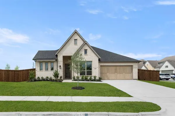 3043 Farmhouse Drive, Midlothian, TX 76065