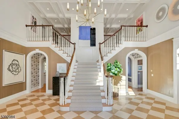 27 Hillside Ave, Millburn Twp., NJ 07078