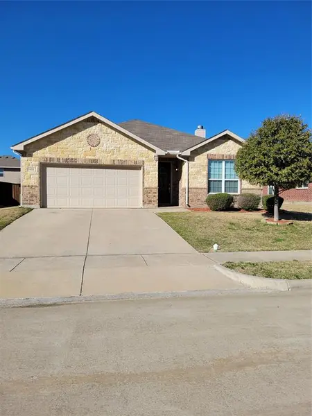 1633 Kawati Way, Krum, TX 76249