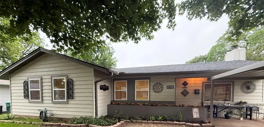 1414 N Binkley Street, Sherman, TX 75092