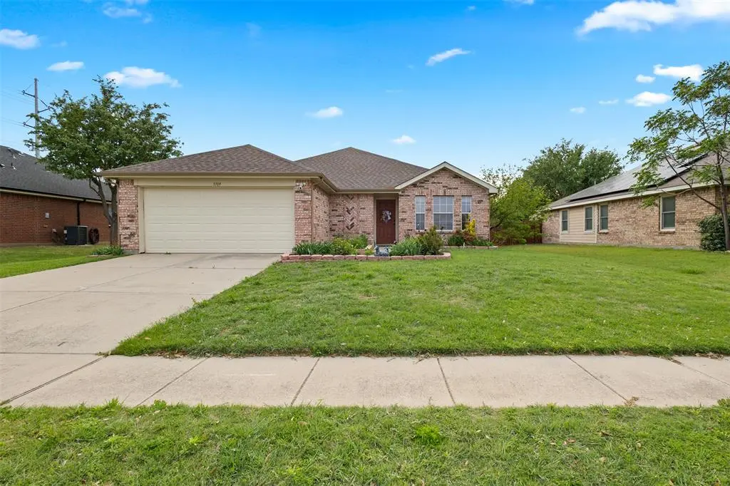 3709 Allison Drive, Denton, TX 76207