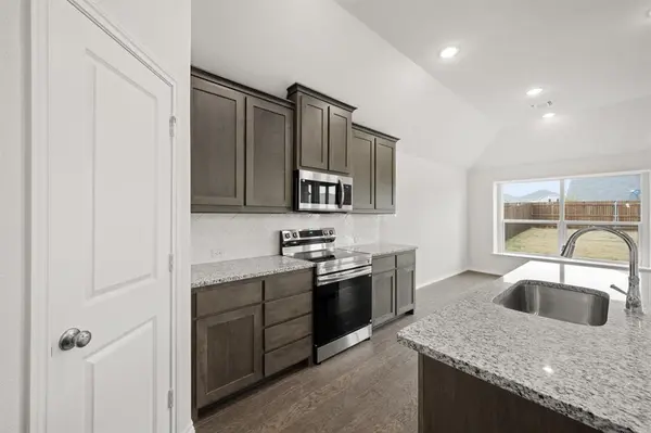 4536 Lyre Leaf Drive, Fort Worth, TX 76036