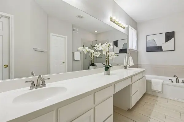 1100 Breezewood Drive, Lewisville, TX 75077