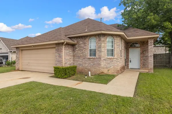 12411 Summer Hill Drive, Balch Springs, TX 75180