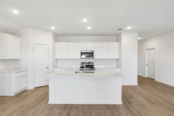 2531 Canadian Way, Crandall, TX 75114