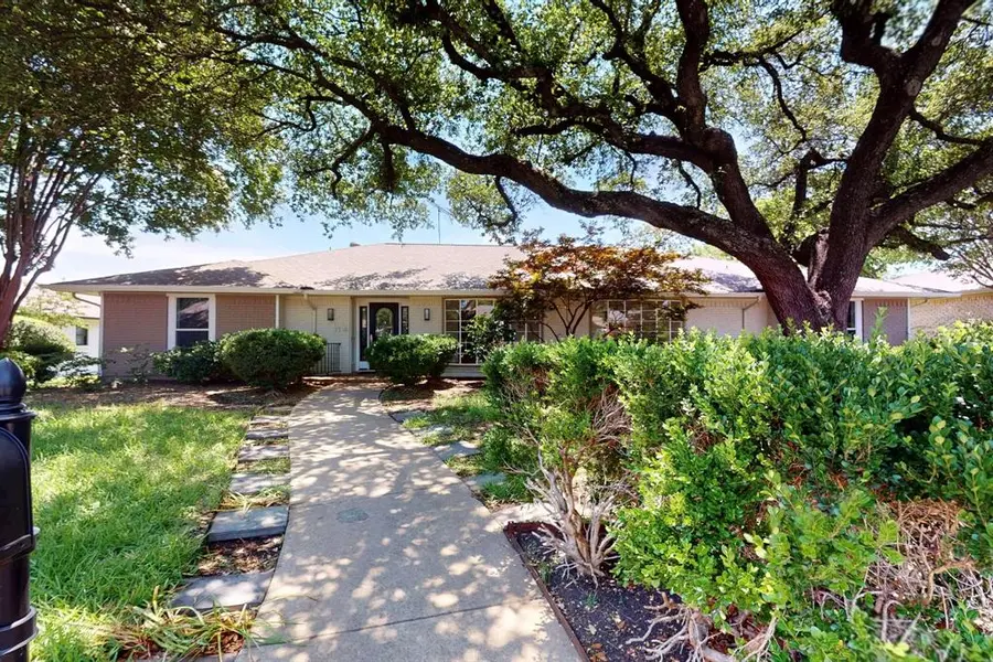 7116 Town Bluff Drive, Dallas, TX 75248