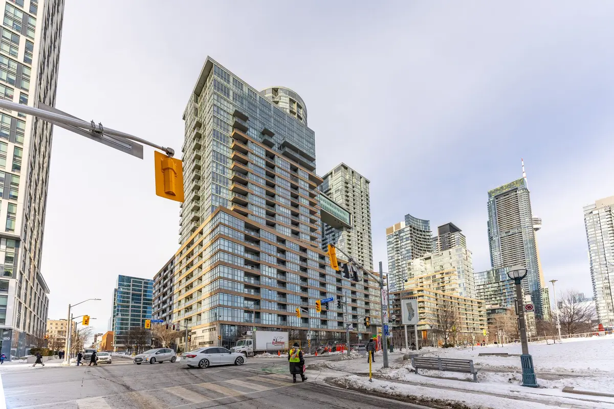 151 Dan Leckie WAY #746, Toronto C01, ON M5V 0B4