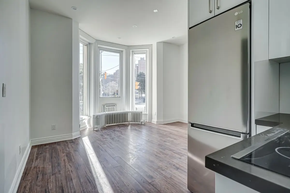 180 Sherbourne ST #101, Toronto C08, ON M5A 2R7