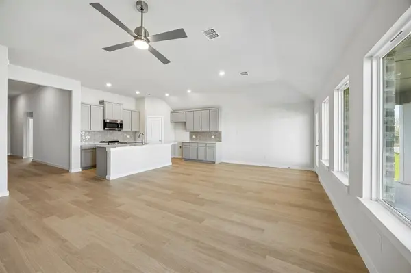 5446 Neyland Drive, Royse City, TX 75189