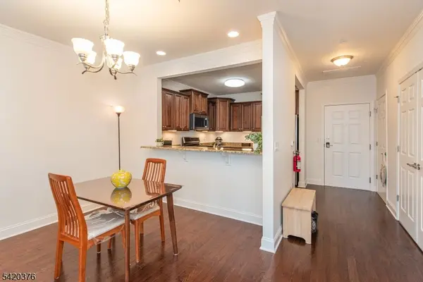 5211 Veterans Dr, Rockaway Twp., NJ 07866