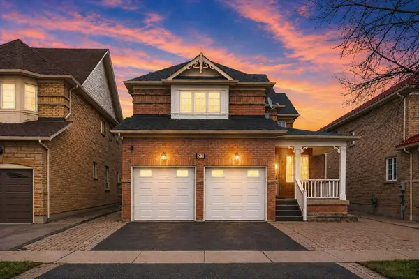 23 Gloria CRES, Whitby, ON L1P 1V4